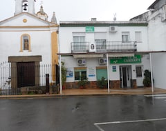 Hostal Via del Caminante (Madrigalejo, Tây Ban Nha)