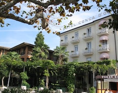 Khách sạn Hotel Conca D'Oro S (Garda, Ý)