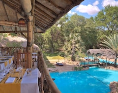 Khách sạn Sarova Shaba Game Lodge (Isiolo, Kenya)