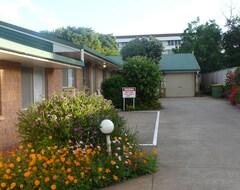 Khách sạn Apollo Lodge (Toowoomba, Úc)