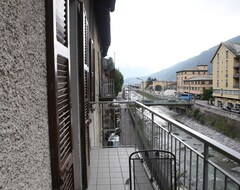 Hotelli Albergo Gusmeroli (Tirano, Italia)