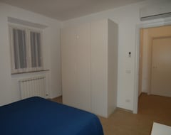 Khách sạn Residence Il Laghetto (Porto Recanati, Ý)