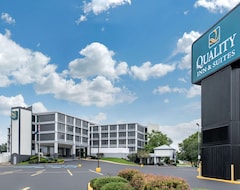 Khách sạn Quality Inn and Conference Center (Richmond, Hoa Kỳ)