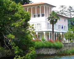 Khách sạn Ville Lago Lugano (Porto Ceresio, Ý)