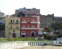Khách sạn Hotel Santa Lucia (Termoli, Ý)