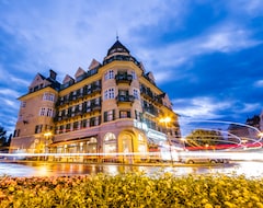 Khách sạn Hotel Carinthia (Velden, Áo)