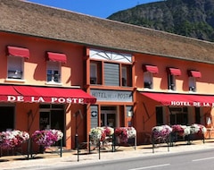 Hotel De La Poste (Espinasses, France)