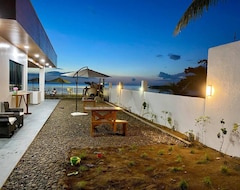 Cijela kuća/apartman A Beach House And A Romantic Place During Sunset! (Naval, Filipini)