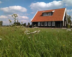 Toàn bộ căn nhà/căn hộ Holiday Home Het Assenhoekje Offers Space And Tranquility, Free Wifi And More (Hellendoorn, Hà Lan)