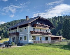 Căn hộ có phục vụ Ferienwohnungen Almsonne (Thomatal, Áo)