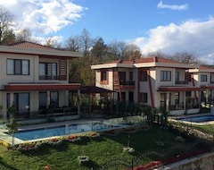 Hotel El Alnawras Villa (Sapanca, Turkey)