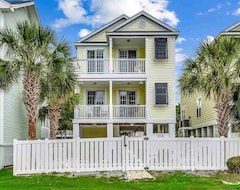 Hele huset/lejligheden Steps 2 Beach And Pier! Private Pool! Private Home! (Surfside Beach, USA)