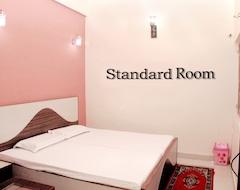 Khách sạn SPOT ON 36537 Hotel Sanjay (Agra, Ấn Độ)