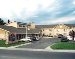 Guesthouse AmericInn by Wyndham Hotel and Suites Long Lake (Long Lake, USA)