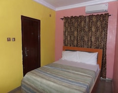 Khách sạn De-zone (Lagos, Nigeria)
