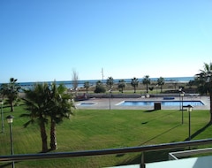 Toàn bộ căn nhà/căn hộ Apartment Waterfront. Sea Views. Pool. Private Parking. Air Conditioning (Cubellas, Tây Ban Nha)