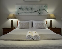 Hotel Como Bed And Breakfast (Perth, Australia)