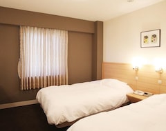 Hotelli Harmonie Cinq (Fukuoka, Japani)