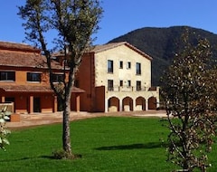 Khách sạn Hotel Vall de Bas (Valle de Bas, Tây Ban Nha)