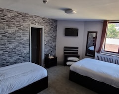 Khách sạn Level Inn (Ebbw Vale, Vương quốc Anh)