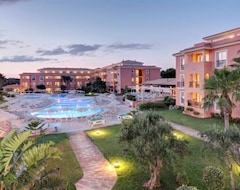 Khách sạn Grupotel Macarella Suites & Spa (Cala'n Bosc, Tây Ban Nha)