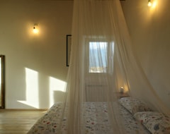 Bed & Breakfast Casa Fisolare (Capestrano, Ý)