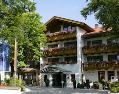 Hotel Maximilian (Oberammergau, Germany)