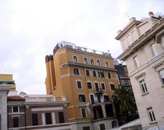 Khách sạn Hotel Executive (Rome, Ý)