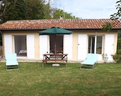 Hele huset/lejligheden Sans Souci 1 Bedroom Gite with pool near Bergerac, Dordogne (Cahuzac, Frankrig)