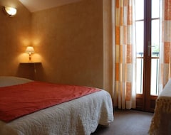 Hotel Mansión - Pécy (Pécy, Francia)
