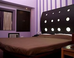OYO 2087 Hotel Trimoorti (Kalküta, Hindistan)