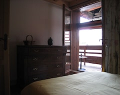 Cijela kuća/apartman Old Barn Tastefully Renovated For 4 People, Completely Independent (Tours-en-Savoie, Francuska)