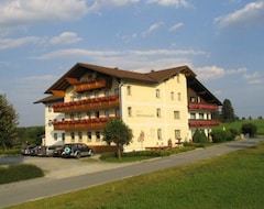 Hotelli Hotel Haus Märchenwald (Bischofsreut, Saksa)