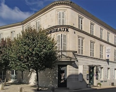 Khách sạn Hotel De Bordeaux (Pons, Pháp)