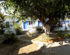 Aparthotel Skyros Junior Studios (Molos, Grčka)