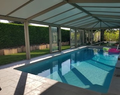 Cijela kuća/apartman Large House With Heated Indoor Pool All Year Round (Gonneville-en-Auge, Francuska)