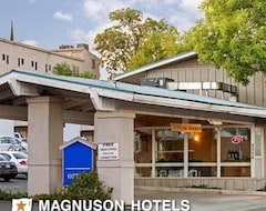 Hotel Americas Best Value Inn (Redding, USA)