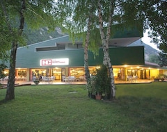 Khách sạn Carnia (Venzone, Ý)