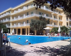 Khách sạn Nireus (Nea Makri, Hy Lạp)