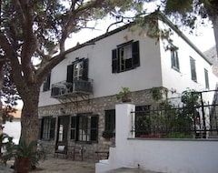 Hotel Piteoussa Guest House (Hydra, Grecia)