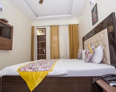 OYO 4548 Hotel Tom Stay (Chandigarh, Hindistan)