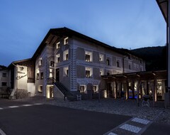 Hotel Stüva Colani (Madulain, Switzerland)