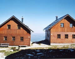 Toàn bộ căn nhà/căn hộ Almhütte Traunsee - Auf Dem Feuerkogel (Ebensee am Traunsee, Áo)