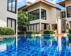 Hotell The Briza Beach Resort (Bophut, Thailand)