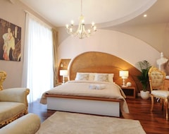 Hotel Silver & Gold Luxury Rooms (Zadar, Croatia)
