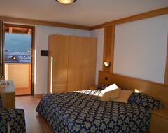 Hotel Residence Antares (Andalo, Italy)