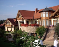 Otel Palazzo Wellness Villa (Eger, Macaristan)