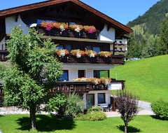 Hotel Birkenhof - Premium Appartements & Suites An Der Zugspitze (Lermoos, Austria)