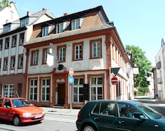 Otel Römischer Kaiser (Worms, Almanya)