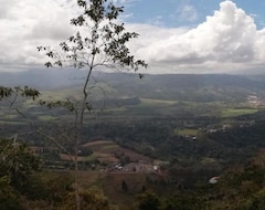Pochotel (Turrialba, Kosta Rika)